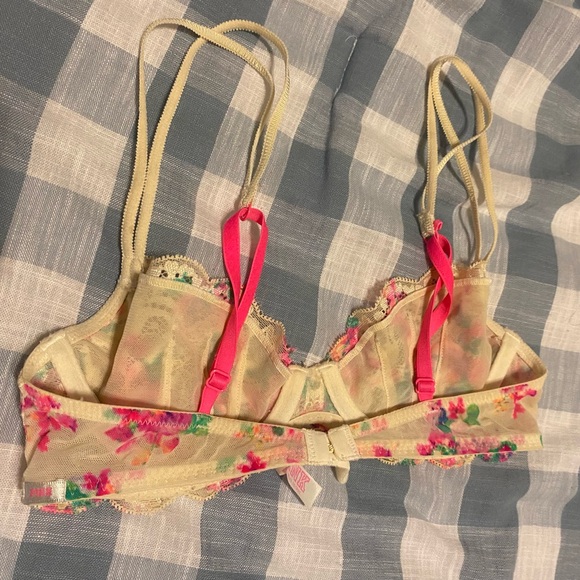 Victoria’s Secret Pink lace floral unlined bra - Picture 3 of 4